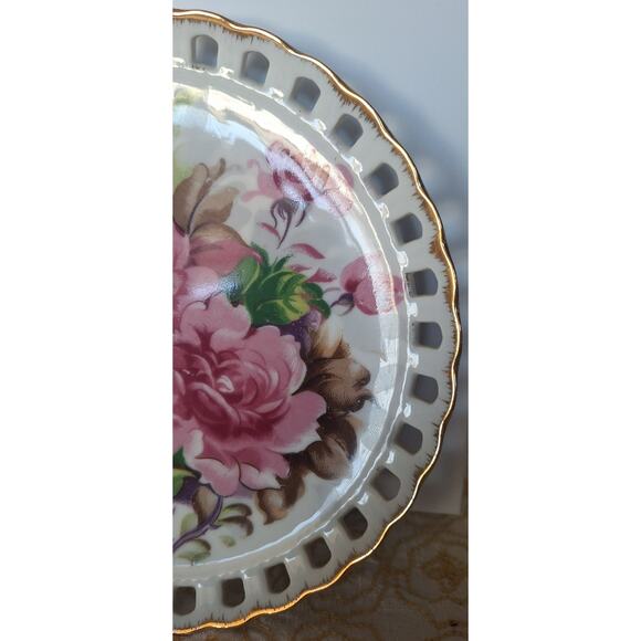 Regus Norcrest Japan Ceramic Collectors Plate- Flowers w/Gold Trim- Mint! - Picture 3 of 6